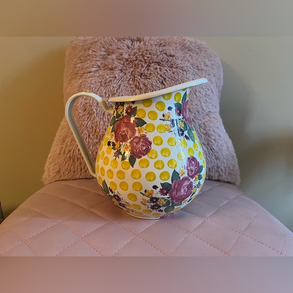Mackenzie-Childs Retired Buttercup Pattern NWT Enamel Pitcher 🩷